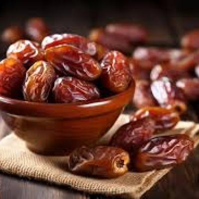 Relationship Between Dates (Tende) Fruit and Reproductive Health